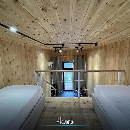 בית נופש Havana House Sakes